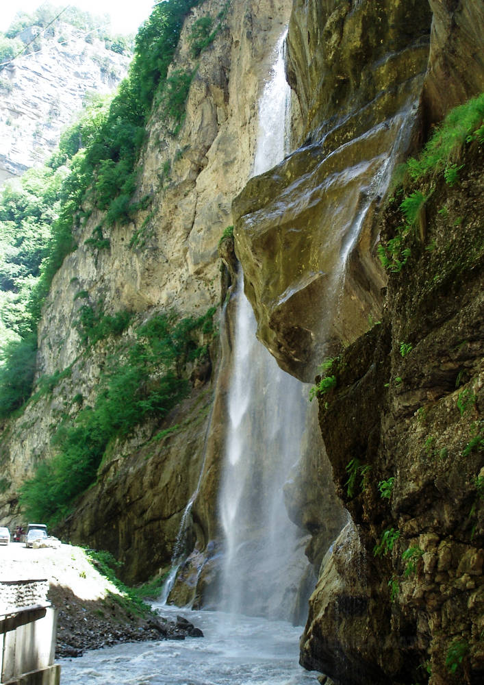 Cascade in the Cheguem Gorge